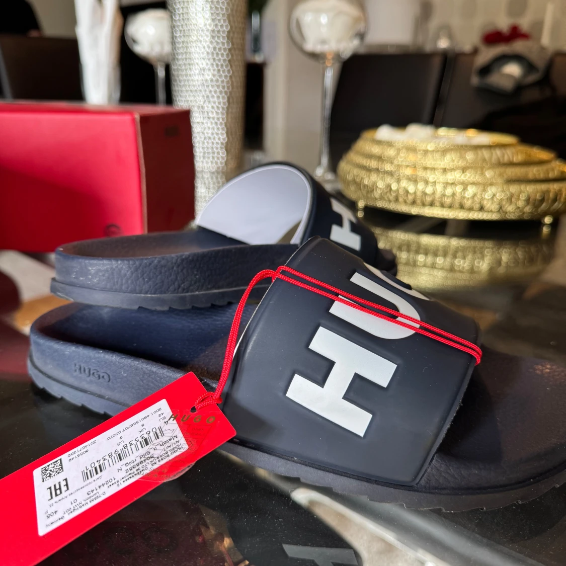 Marinblå badsandaler från Hugo - 1