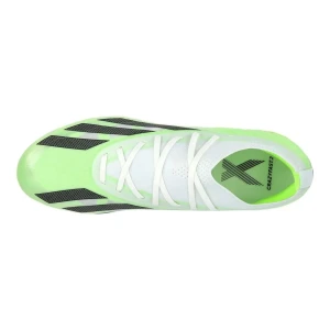 Adidas Crazyfast  - Säljer ett par Adidas Crazyfast fotbollsskor i vitt och neongult med svarta ränder. Skorna har snörning, låg profil och ovandel i syntetmaterial. Sulan är neongul med fasta dobbar för gräsplan. Perfekta för dig som vill sticka ut på planen. Använda under endast en halv säsong. (Har vuxit ur dem) jätte fina, för fler bilder så är det bara att fråga! Pris kan diskuteras vid snabbaffär! Nypris 2799kr