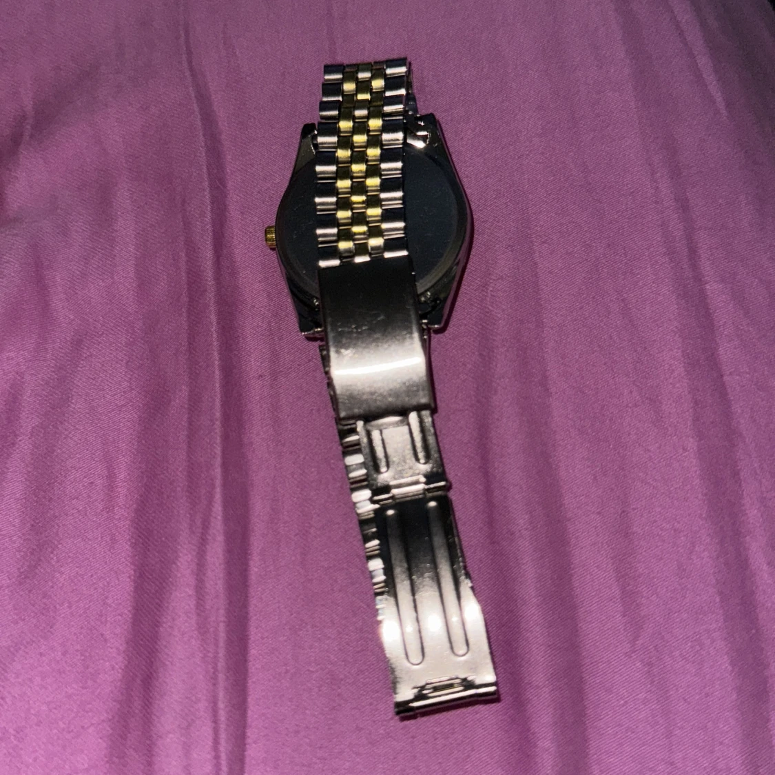 Klassisk herrklocka med silver och guld ditaler  - 2