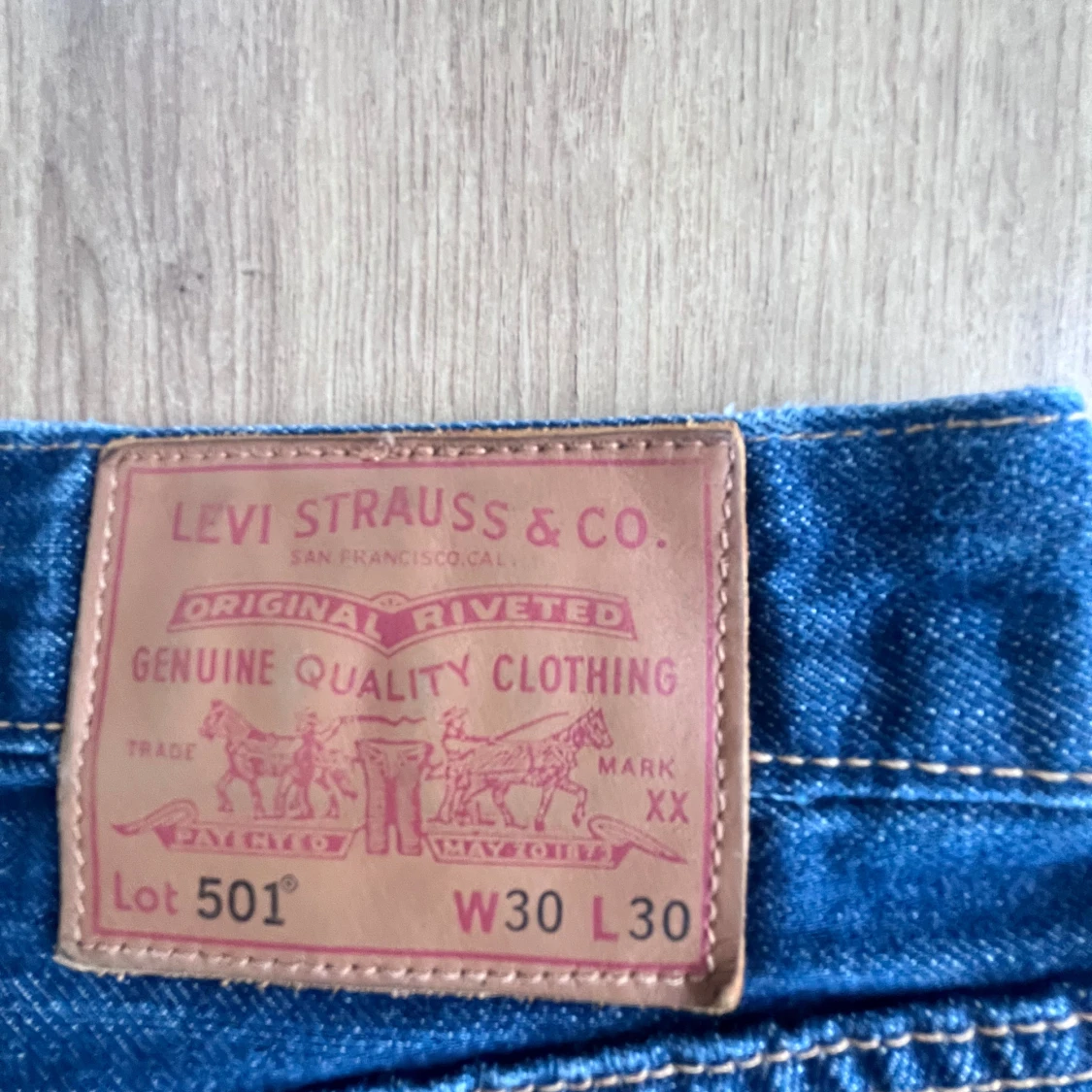 Levi's 501 mörkblå jeans W30 L30 - 1