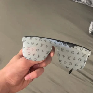 Luis Vuitton glasögon  - Helt orörda helt nya, har flera styckna 