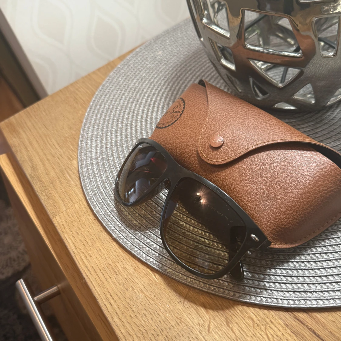 Svarta solglasögon från Ray-Ban - 2