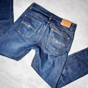 Nudie jeans - Nudie jeans | Modell Lean Dean | Väldigt bra skick | Storlek W30 L30. 