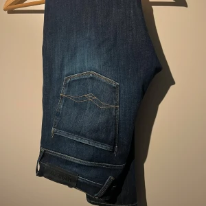  Replay jeans - replay jeans ambass storlek 30 32 skicket är 10/10