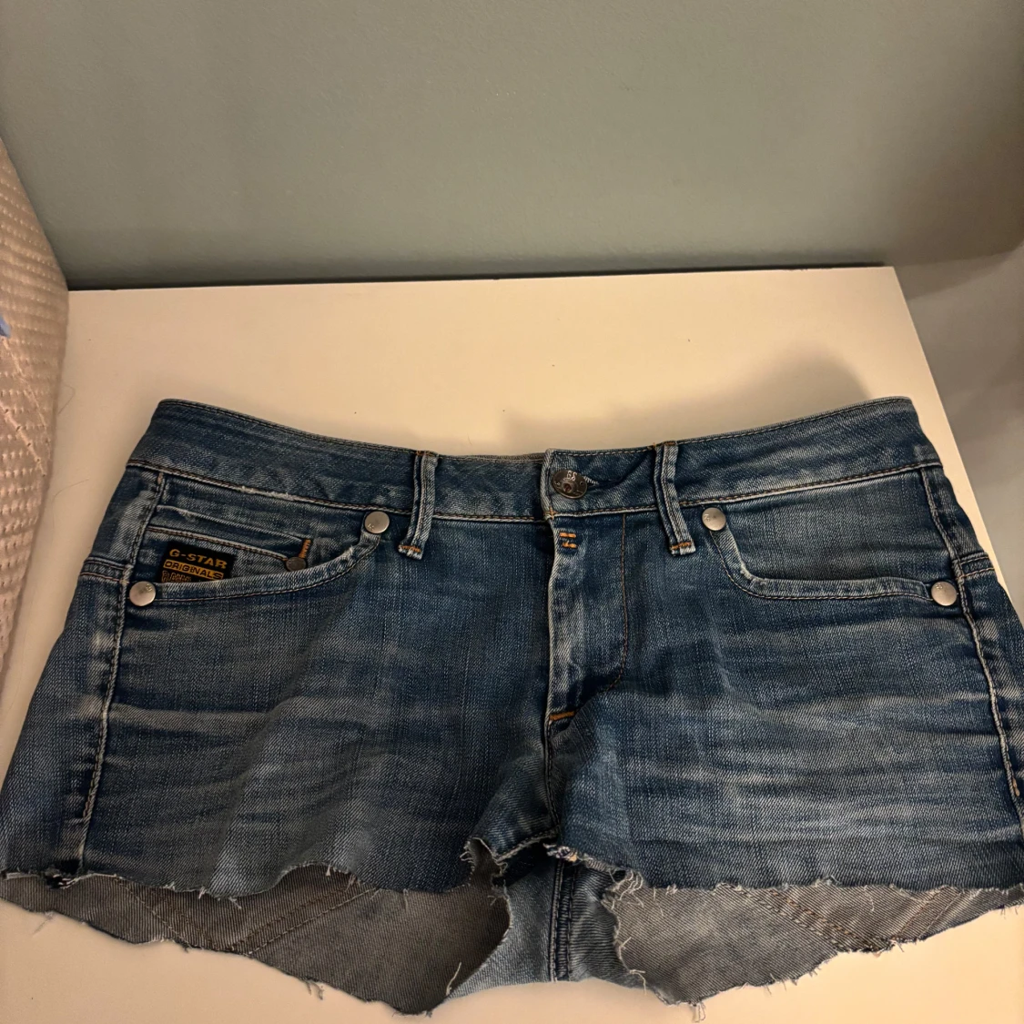 Lågmidjade jeansshorts