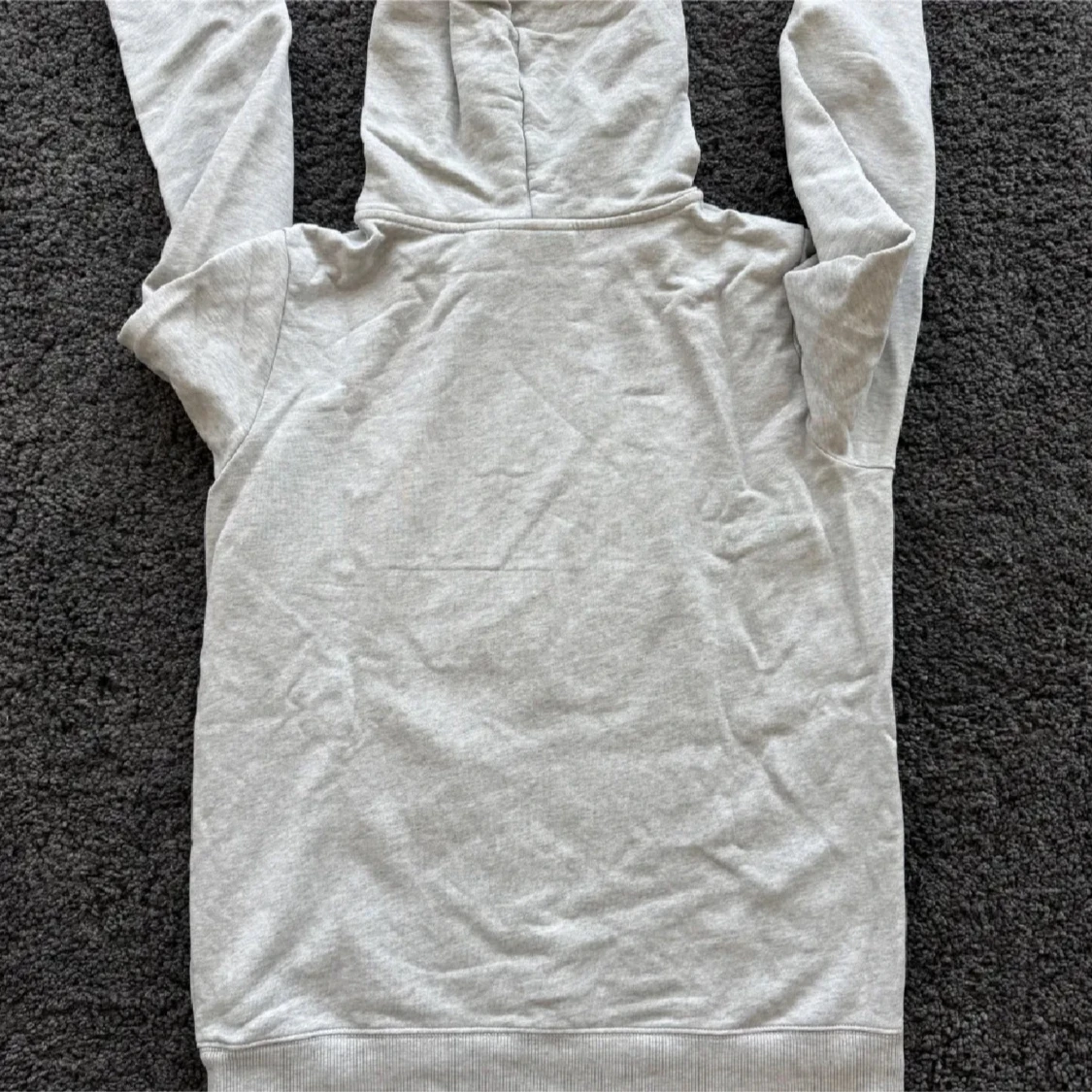 Ljusgrå hoodie från Calvin Klein Jeans - 1