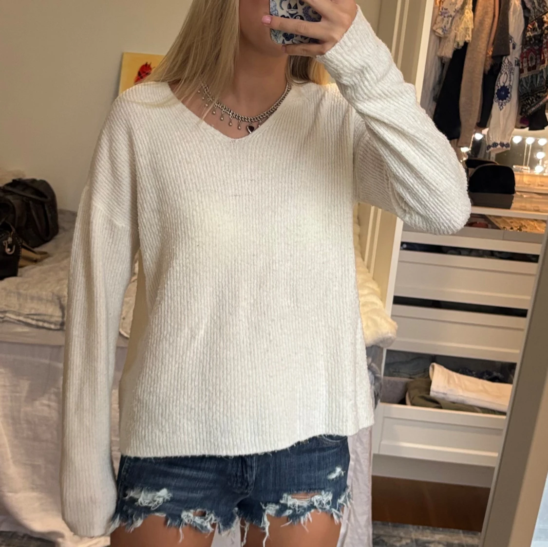 Vit stickad tröja - 1