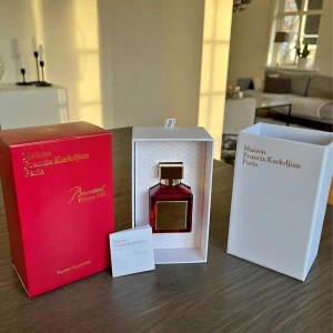 Baccarat Rouge 540 Extrait de Parfum - Aldrig använd bara öppnad för att kolla allt är okej. 70ml