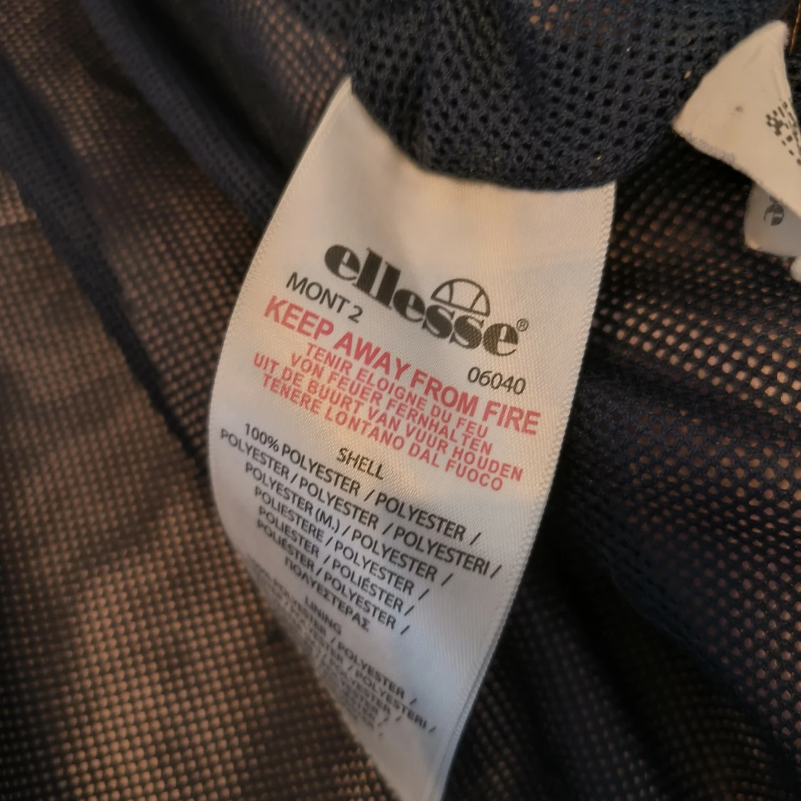 Orange vindjacka från Ellesse M - 2