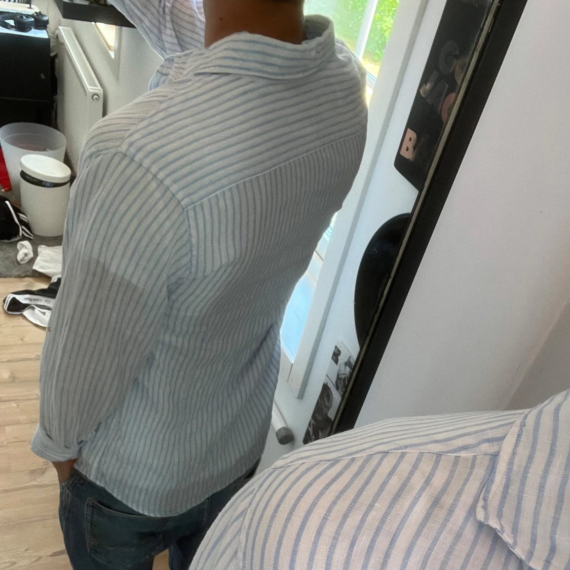 Blå vit linneskjorta  - 2