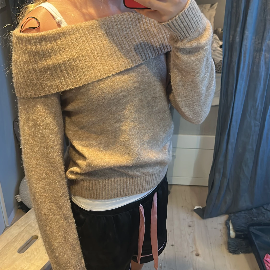 Beige offshoulder stickad tröja H&M - 3