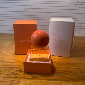 Caia Senso parfym - Några sprutar tagna så nästan som ny Nypris 595kr 