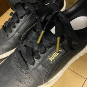 Svarta skor från Puma - Mycket fint skick.