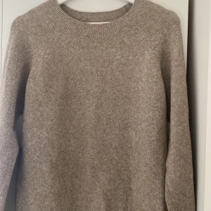 Tjocktröja - Jättefin tjocktröja i storlek S.