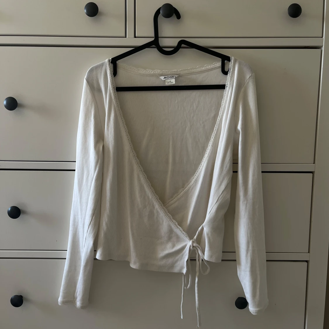 Fin vit långärmad topp