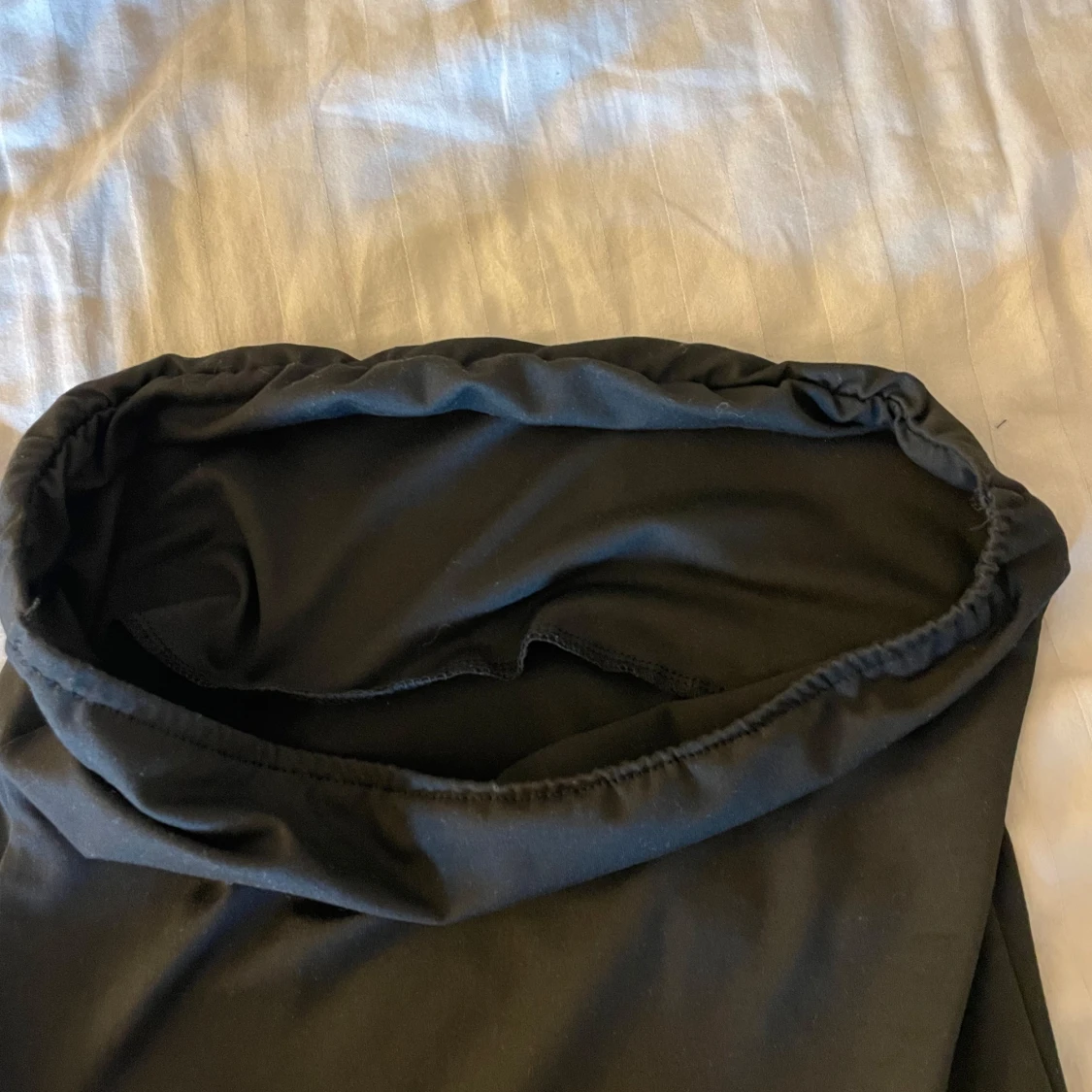 Svart kort klänning - 3