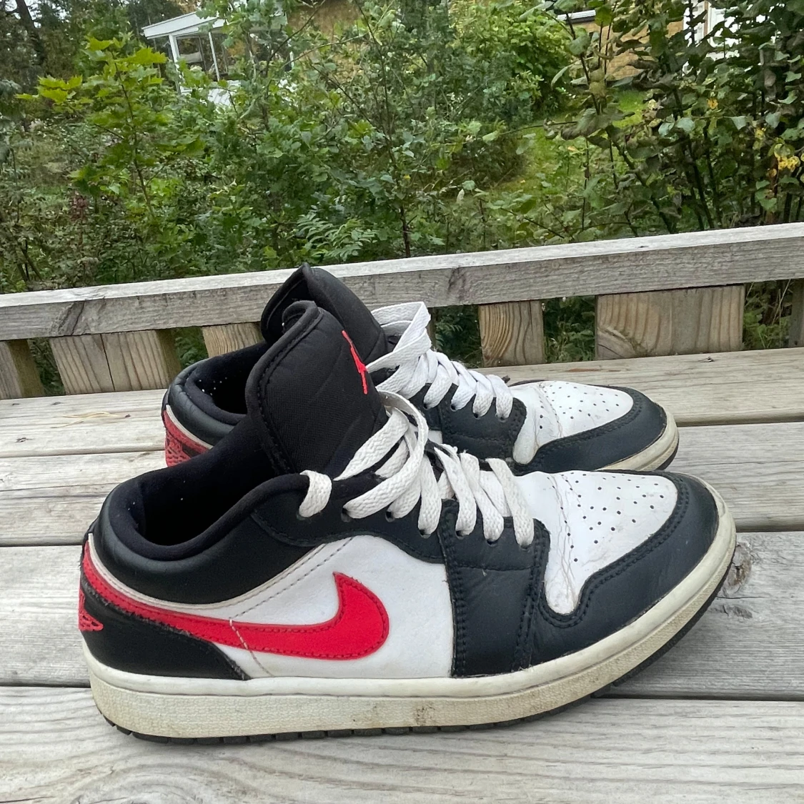 Jordan 1 low laser red ❤️🖤 - 90