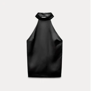 ZARA Svart halterneck topp med rosett - Säljer en helt ny svart halterneck topp från ZARA med rosett på baksidan som är slutsåld💞
