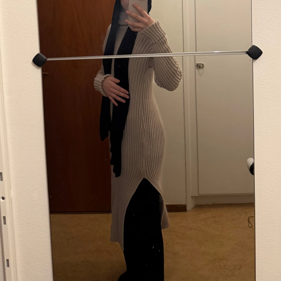 Beige ribbad långklänning - 2