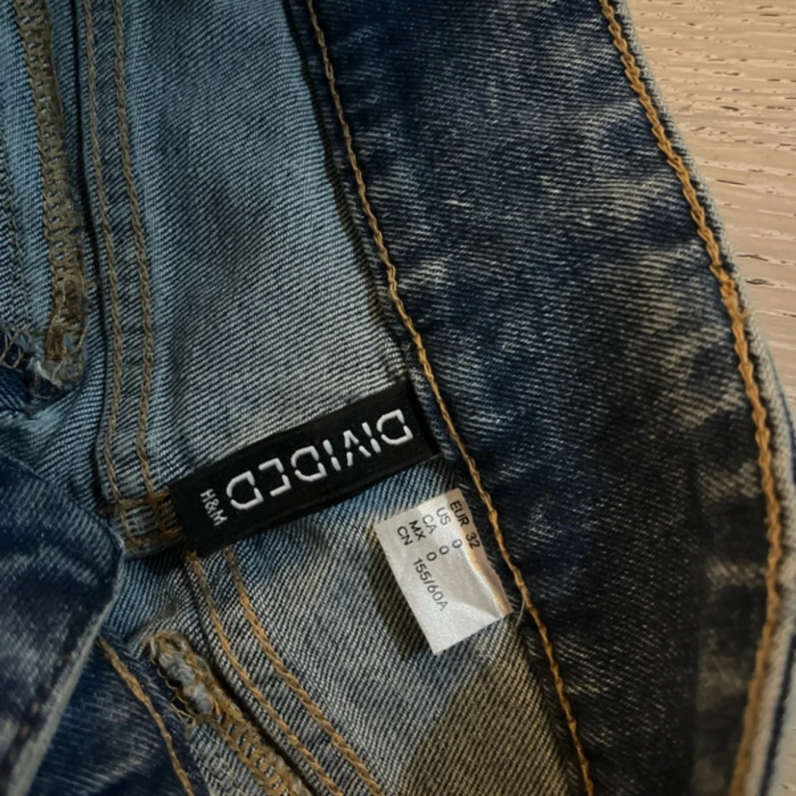 Blå jeans från Divided - 3