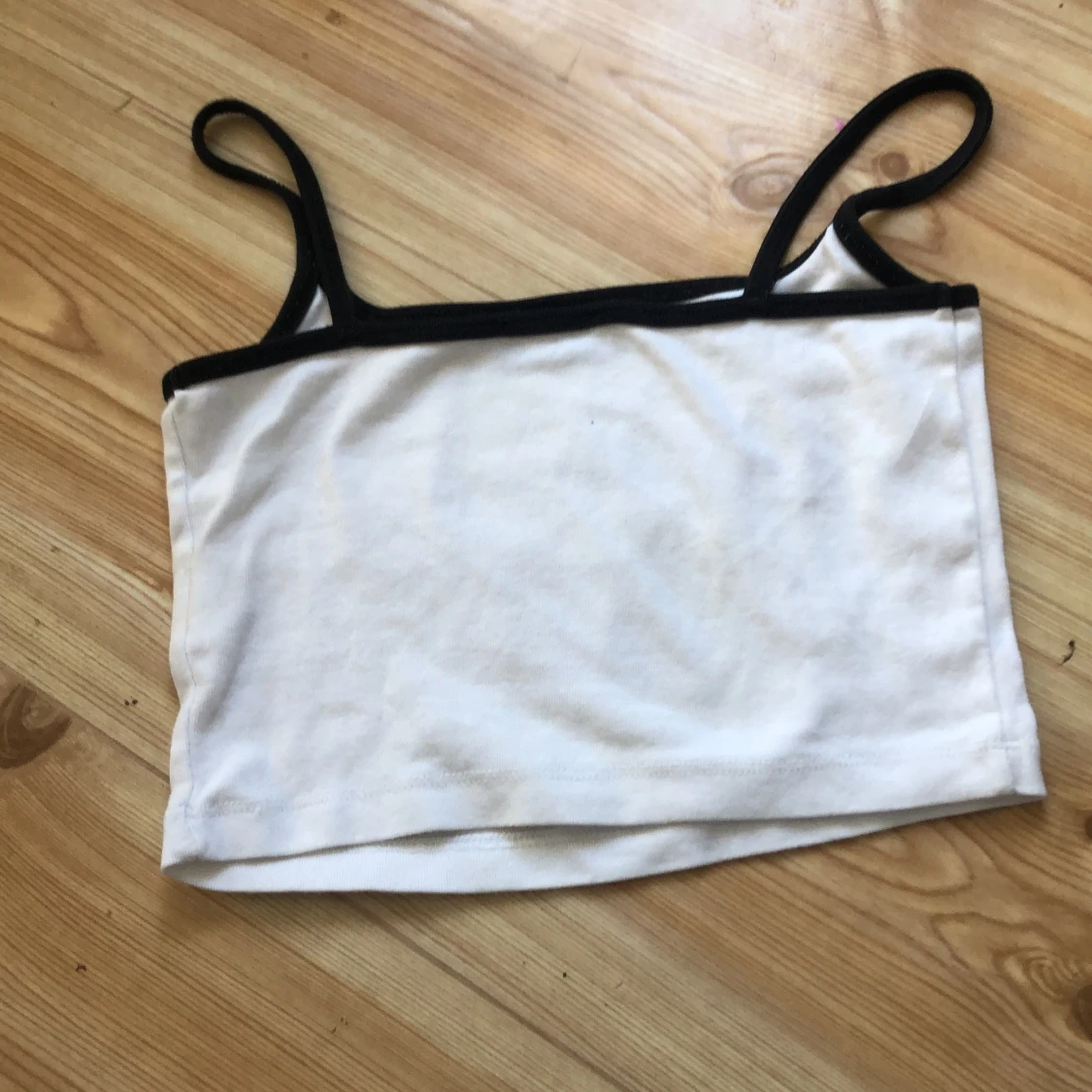 Vit och svart linne med tryck - 1