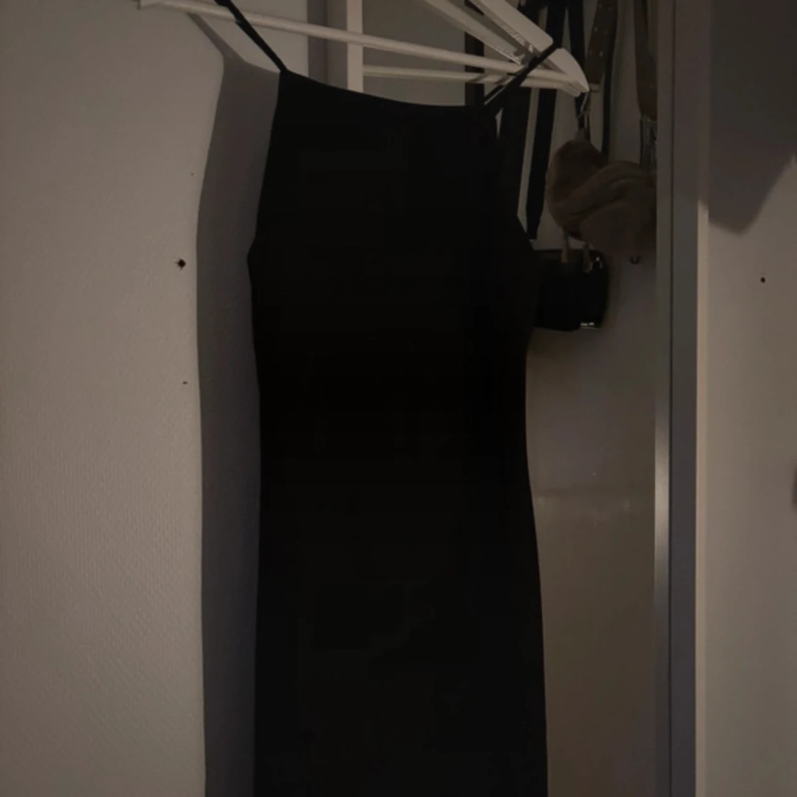 Svart klänning från MNG