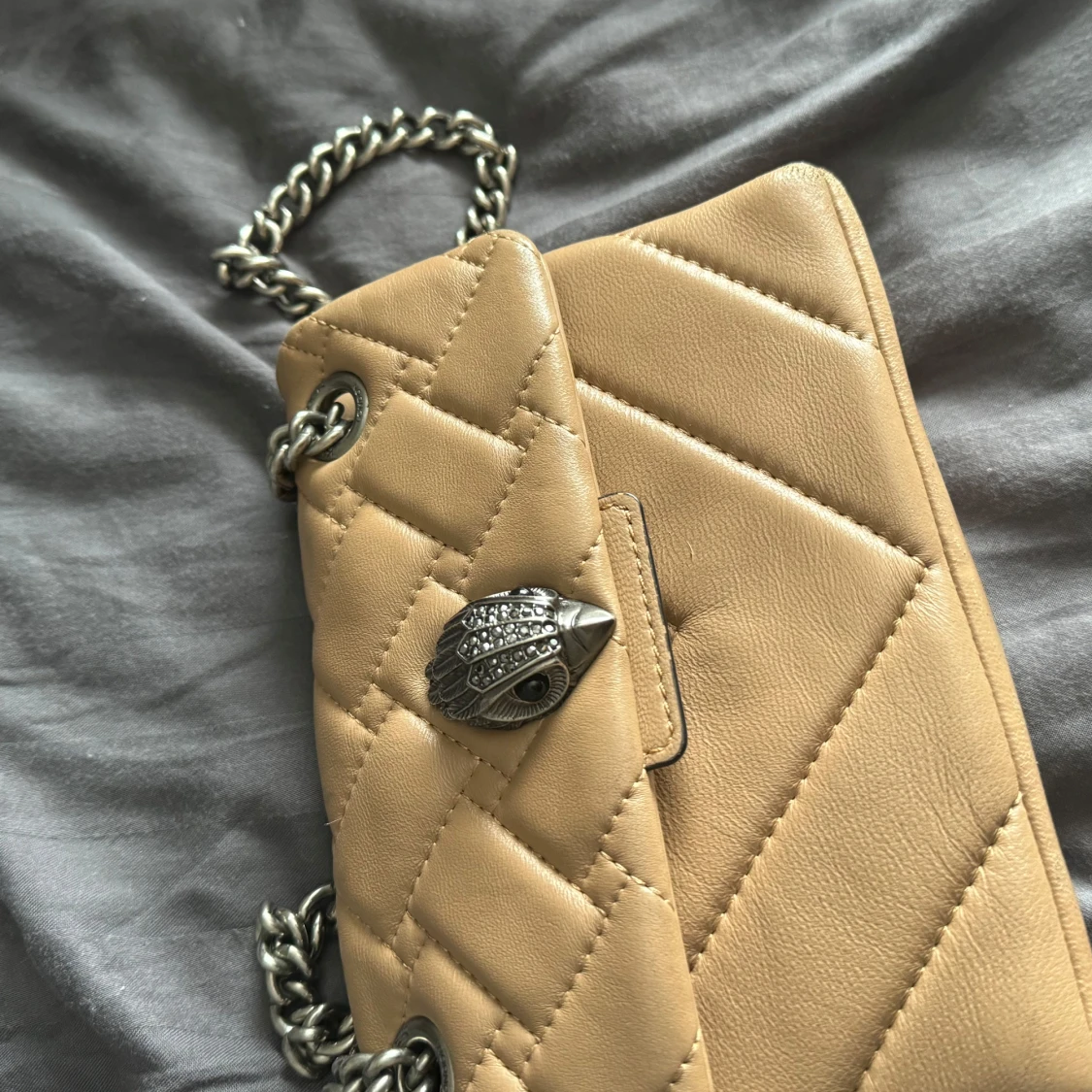 Beige axelväska från Kurt Geiger - 3