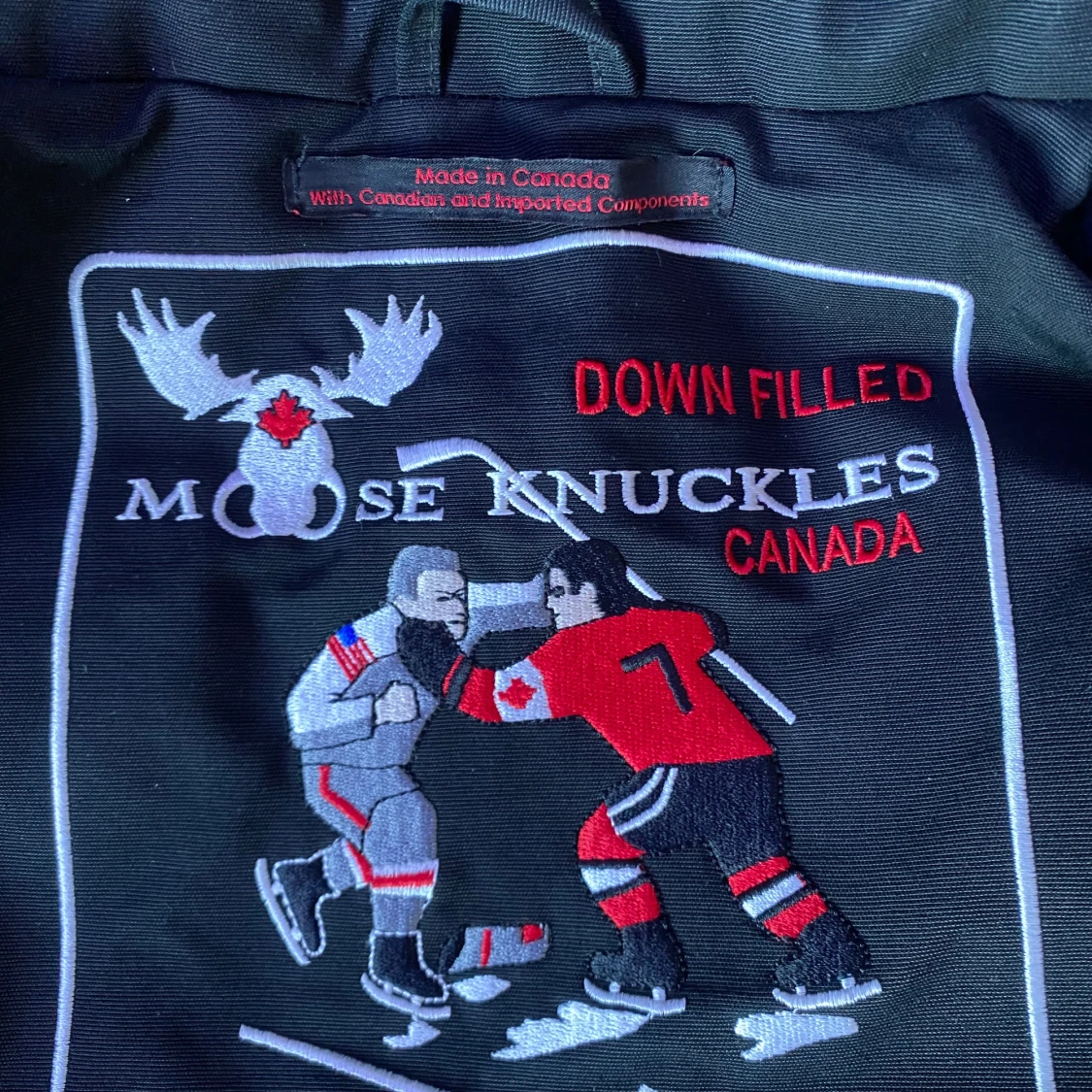 Svart dunjacka från Moose Knuckles - 2