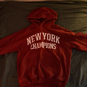 Hoodie H&M - Storlek: XS, bra skick