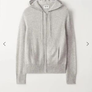 Softgoat hoodie - Säljer min super fina softgoat hoodie, då den inte kommer till användning. Hör av dig vid frågor💓