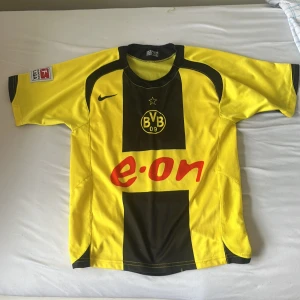 Borussia Dortmund Home Kit 2005-06 - Storlek e S men passar för M