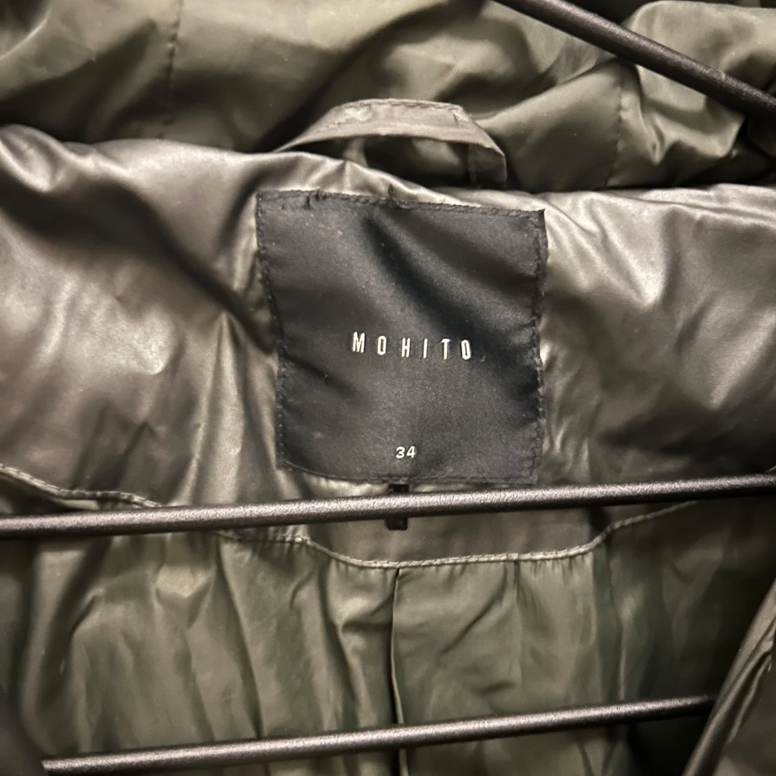 Grön metalic jacka  - 93