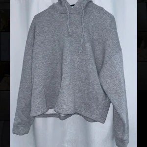 Hoodie - Jättemysig Hoodie från Only☺️ prefekt nu till hösten🍂 samt vintern❄️