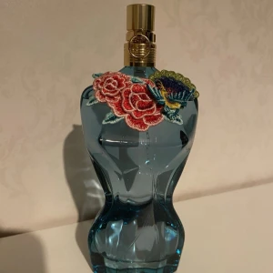 Jean Paul Gaultier La Belle Paradise Garden - Säljer en Jean Paul Gaultier La Belle Paradise Garden parfym. 100 ml 