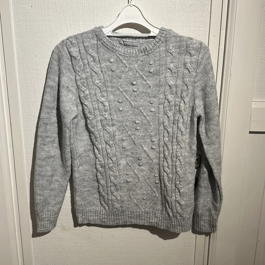 Grå stickad tröja från LC Waikiki