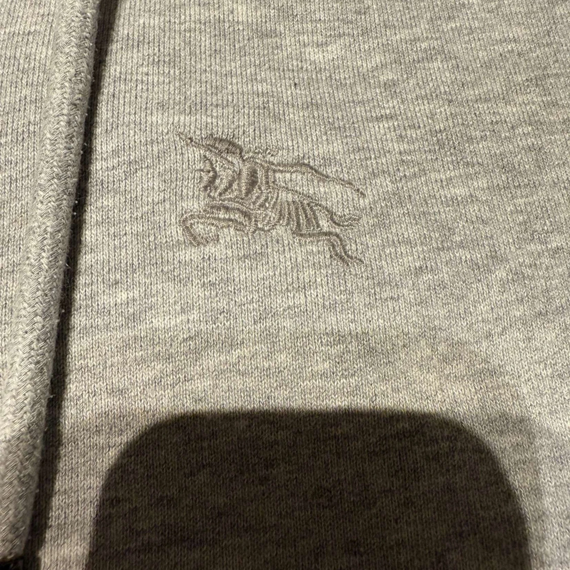Burrbery zip - 2