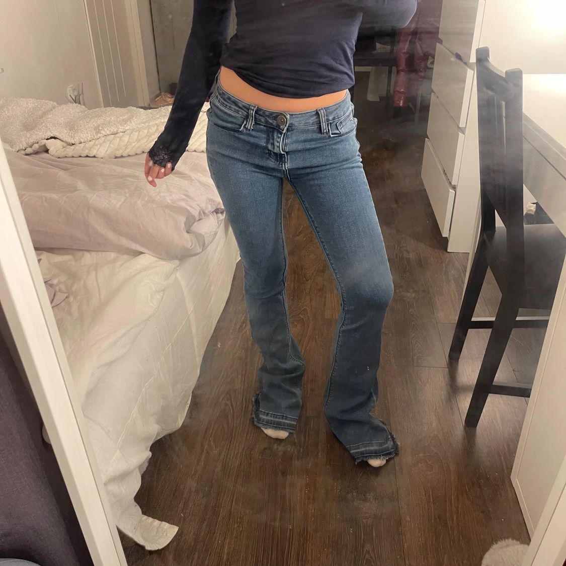 blå bootcut jeans - 1