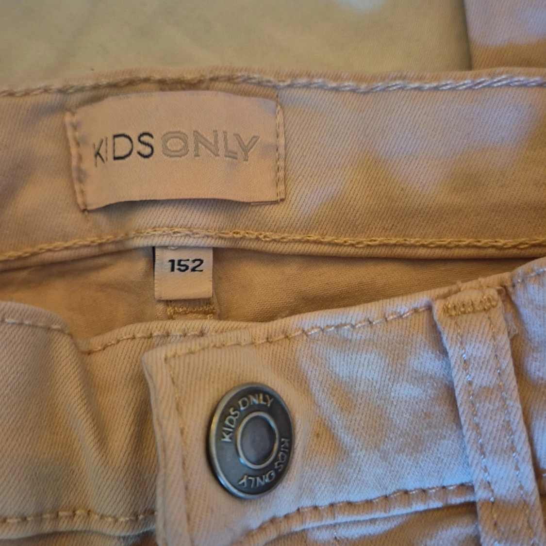 Beige jeans från Kids Only - 90