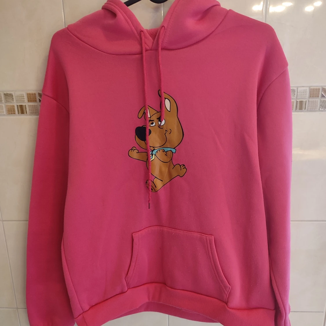 Rosa hoodie med Scooby doo