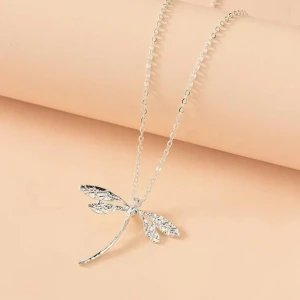 Trollsländehalsband - Säljer nu mitt fin halsband då det inte kommer till användning🥰