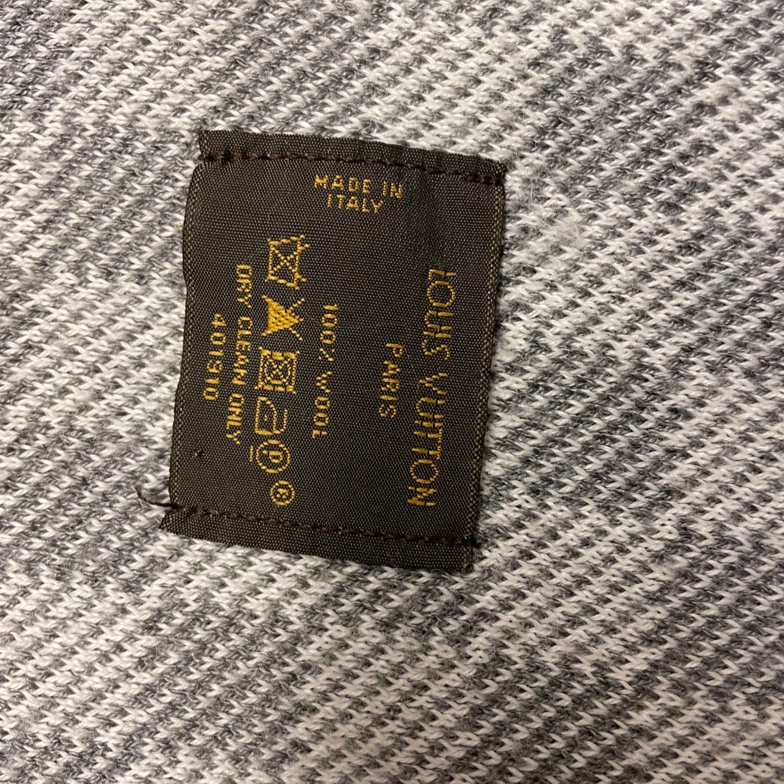 Grå rutig halsduk  - 92