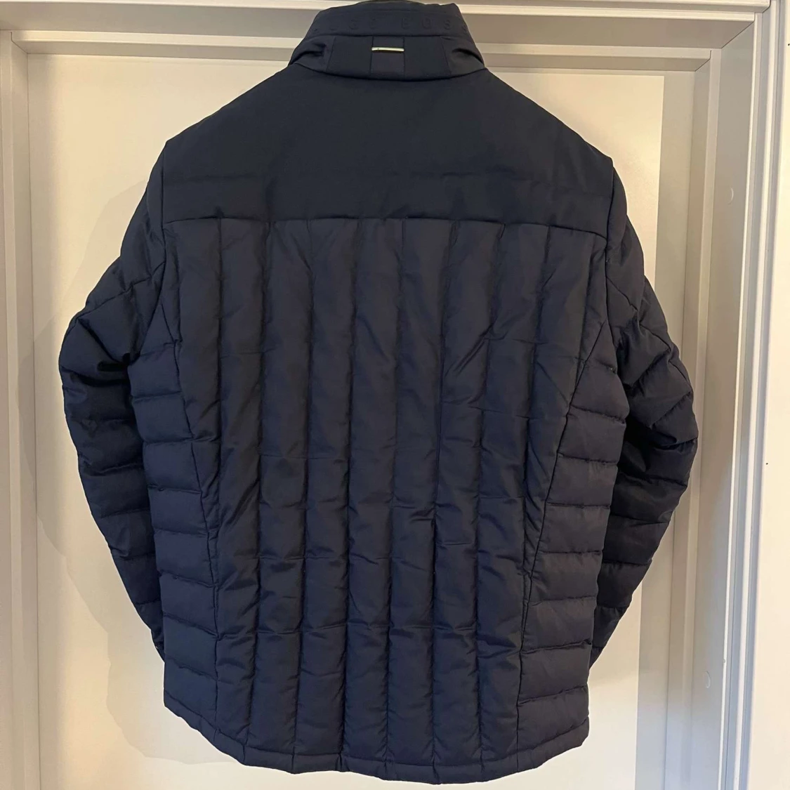 Hugo Boss jacka  - 91