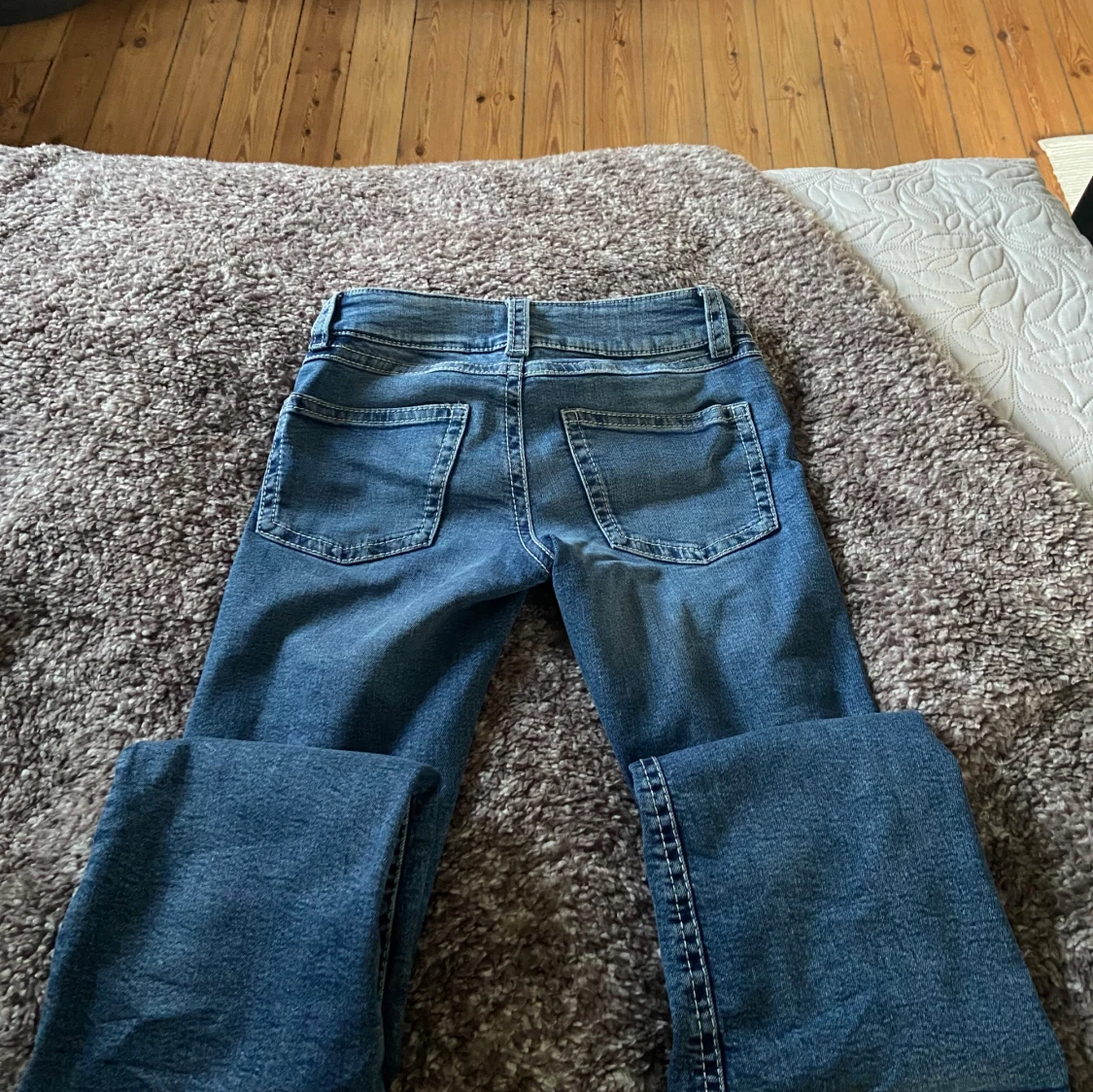 Low waist bootcut jeans - 90
