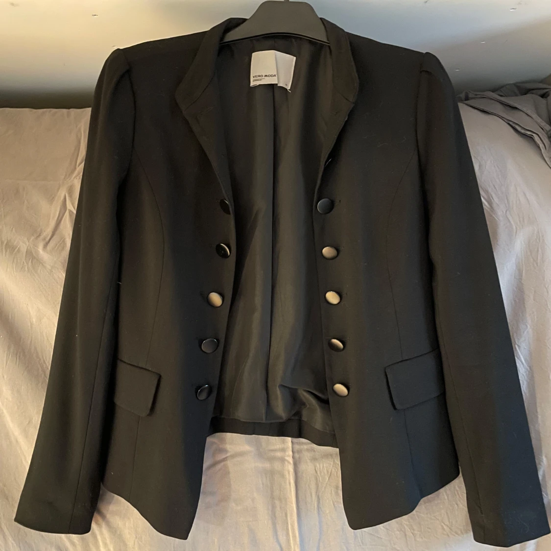 Svart kavaj från Vero Moda - 90