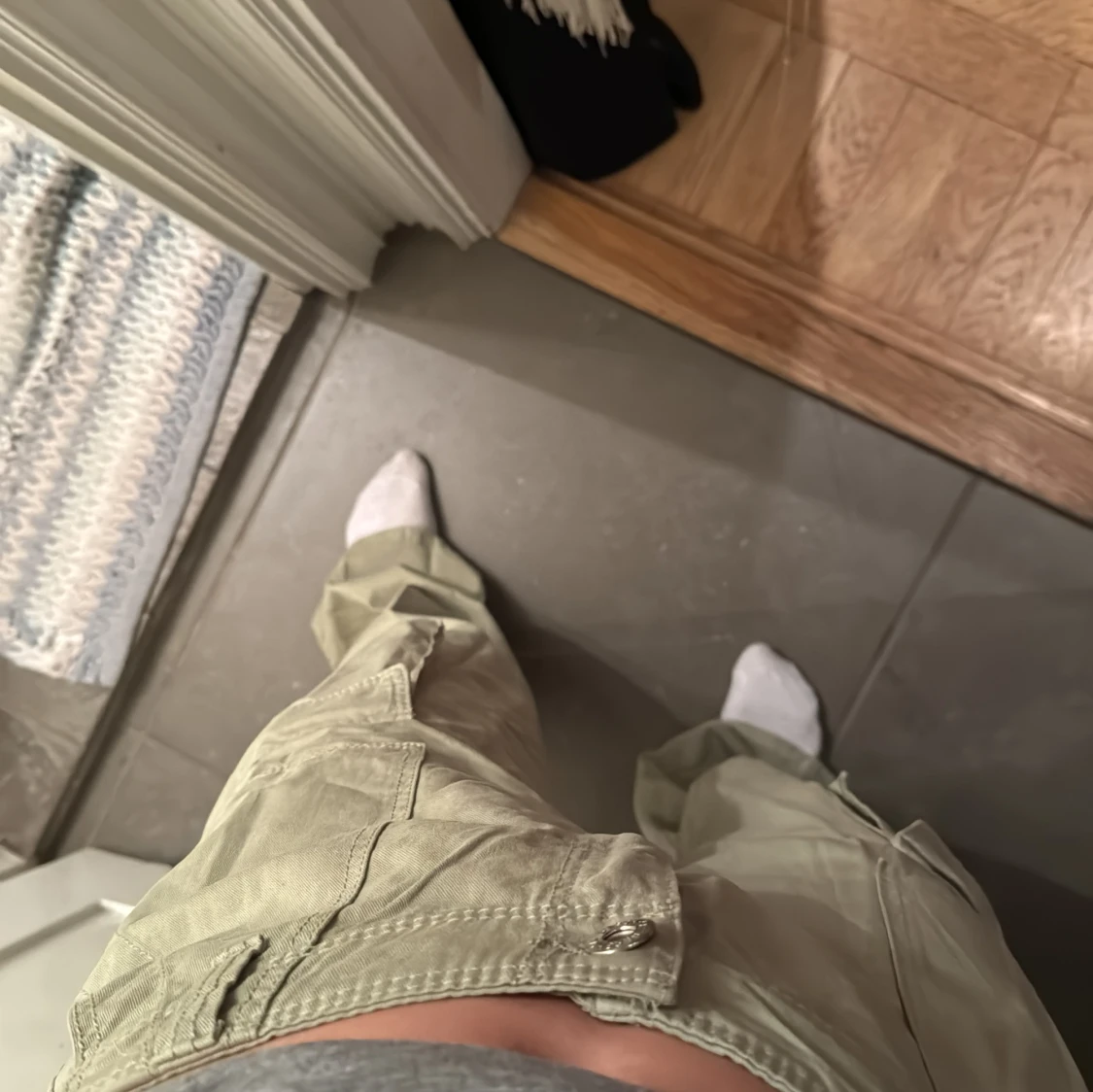 Millitärgröna byxor  - 93