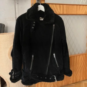 Vinter jacka  - Varm vinter jacka i mycket bra skick storlek S