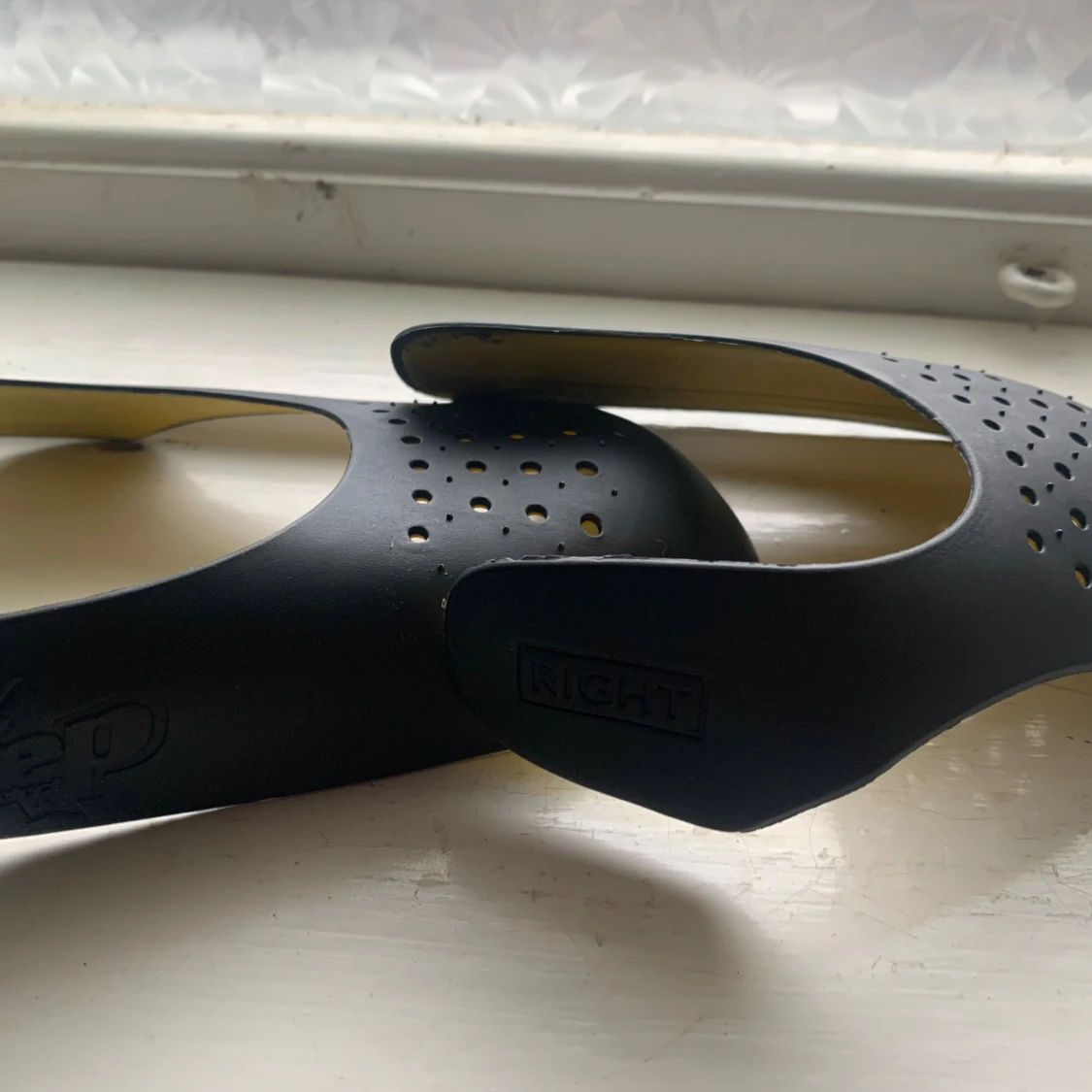 Svarta och gula skoinlägg från Crep Protect - 92