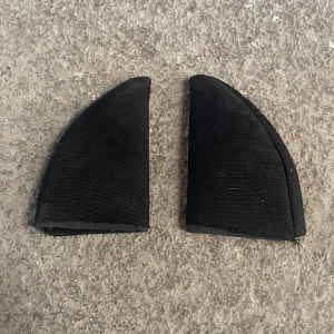 Soundless öron  - Soundless öron att lägga i valfri huva, så smidigt så man kan ha alla möjliga olika huvor, stl cob/full