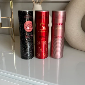Deodorant Deospray parfym - Nya, oanvända. Priset gäller alla 3. Luktar exakt som parfymerna och håller länge.