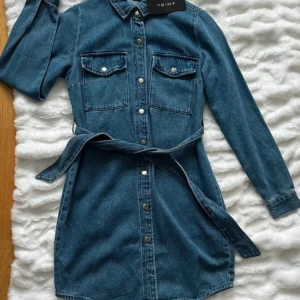 Jeans dress - ⚜️New dress with tag ⚜️ size 34 ⚜️we can discuss the price